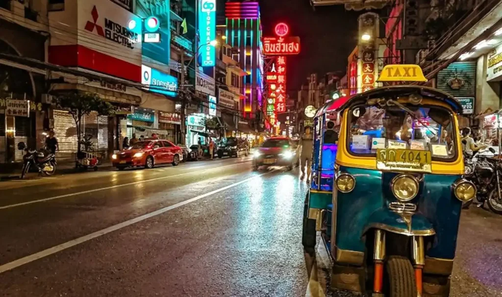 Bangkok - The City of Contrasts