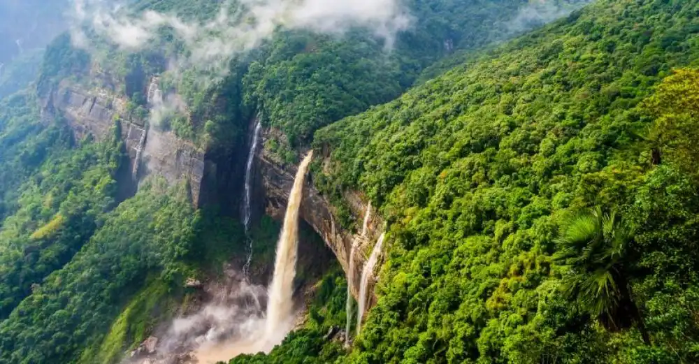 7 Best Places to Visit in Meghalaya