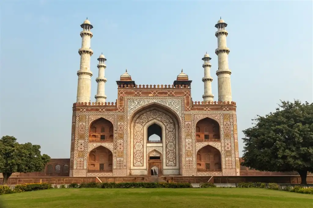 Best Places to Visit in Agra